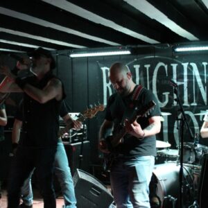 Rougneck Riots & Distillery en concert au Mc Daid's Le Havre